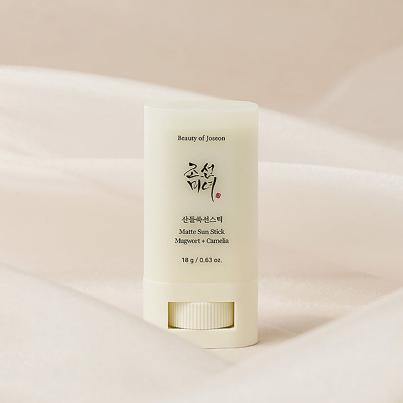 Matte Sun Stick Mugwort + Camelia SPF50