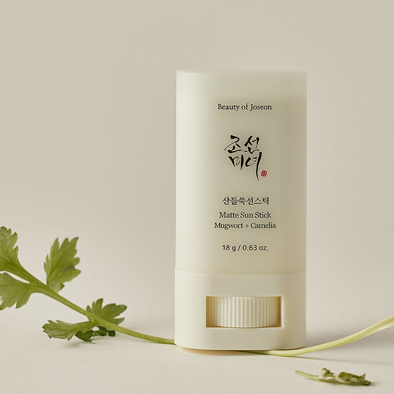 Matte Sun Stick Mugwort + Camelia SPF50