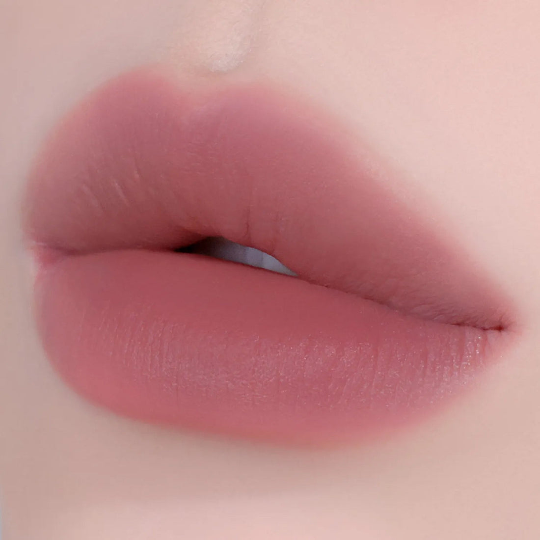 NU BLUR TINT