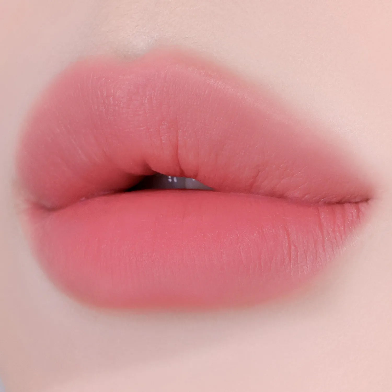NU BLUR TINT