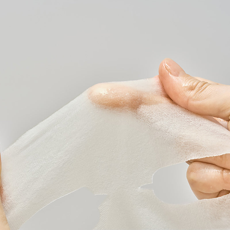 Texture tissu doux imprégnée d’une essence fraîche et apaisante