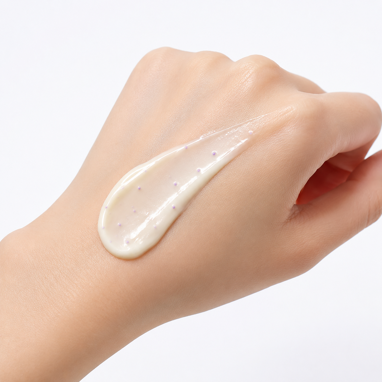 Crème de nuit au rétinol avec gua sha intégré