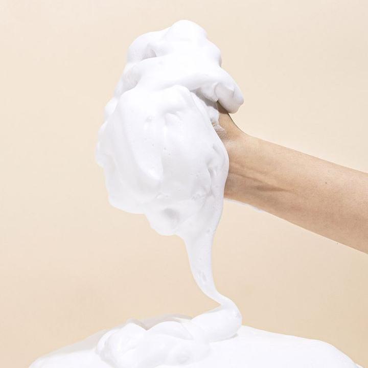 Texture crème dense & mousse fine apaisante
