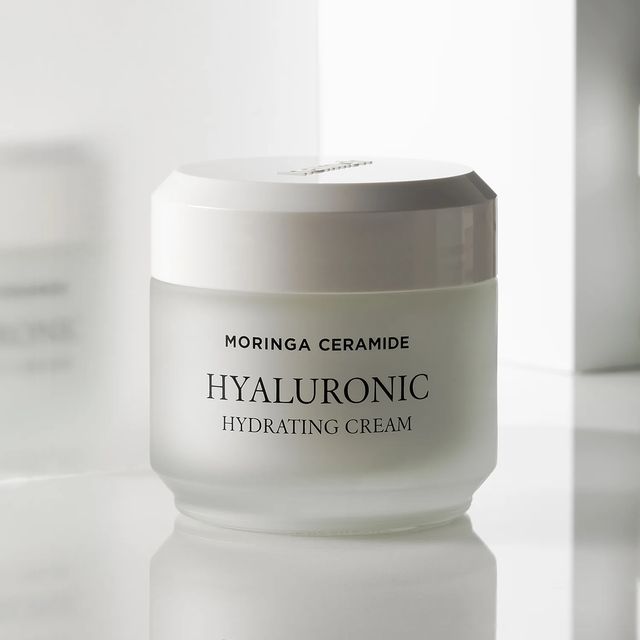 MORINGA CERAMIDE HYALURONIC HYDRATING CREAM