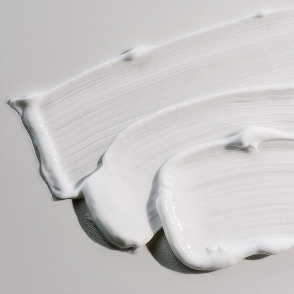 Texture crème soyeuse enveloppante